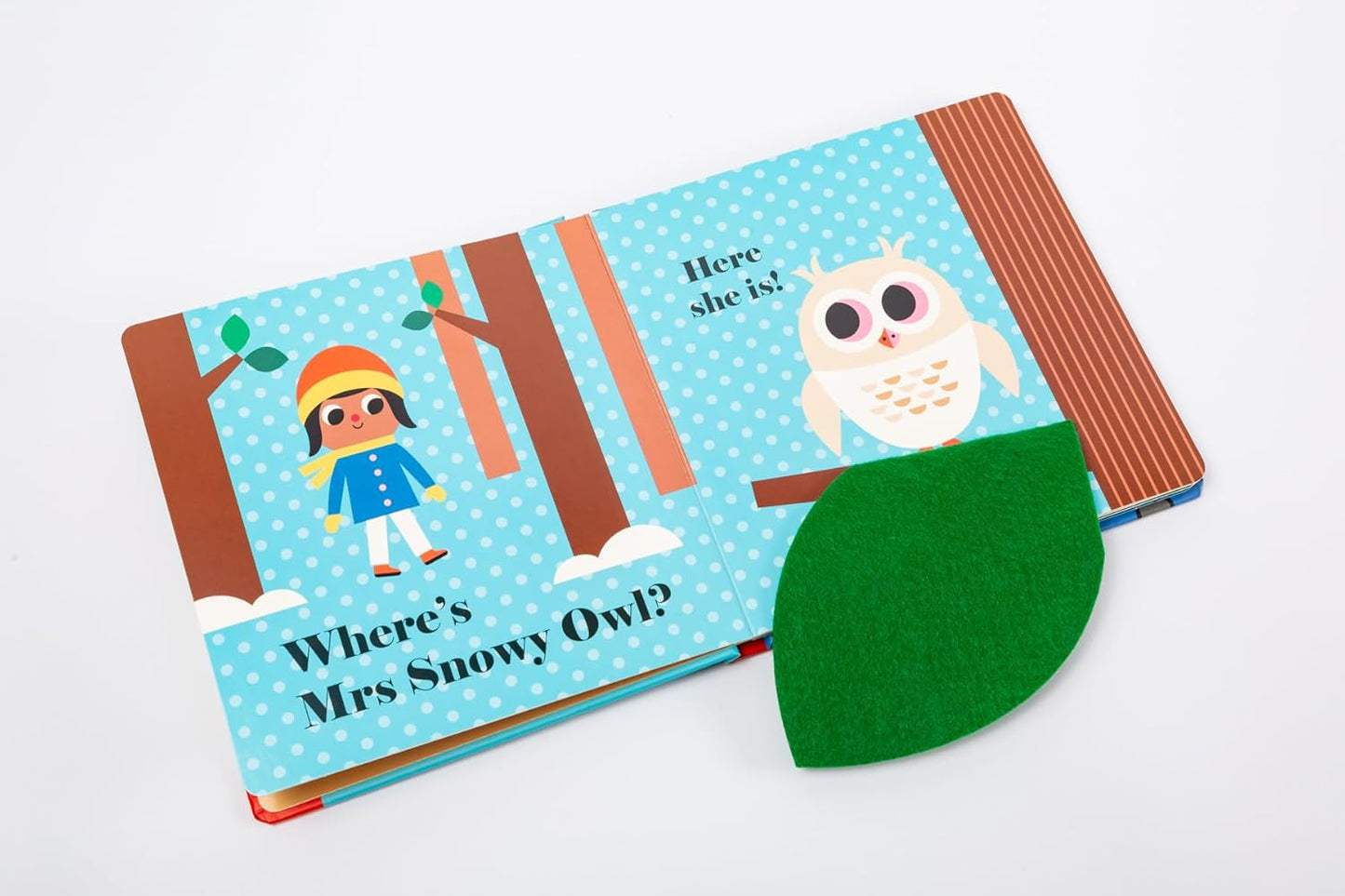 Where's Mrs Reindeer? Музичка и интерактивна книга - книга на англиски јазик