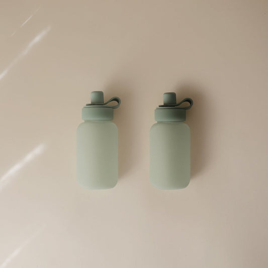 Силиконски шишиња за смуди - Зелена (пакување од 2)