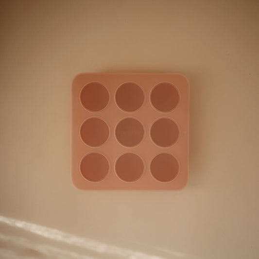 Силиконски сад за замрзнување на храна - Румена