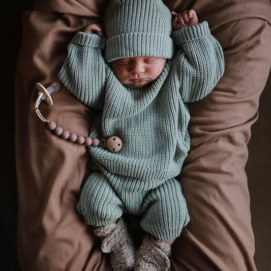 Плетена капа - Светло минт