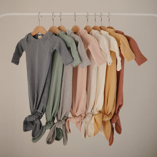 Ребраста наметка со јазол - Сива