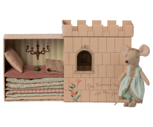 Принцезата на зрно грашок, голема сестра