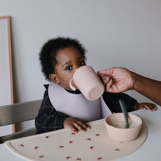 Чаша за вежбање со клунче - Прашкасто Розева