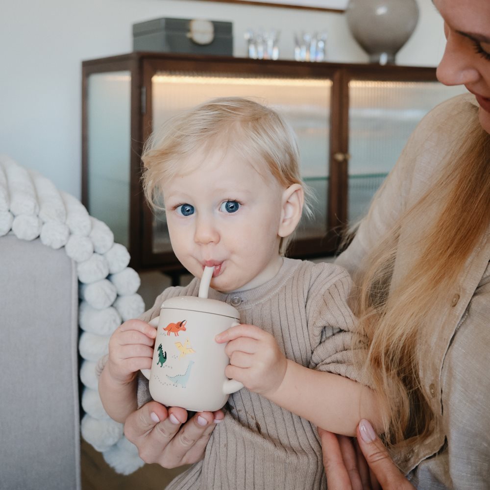 Силиконска чаша за вежбање со цевка - Диносаурус